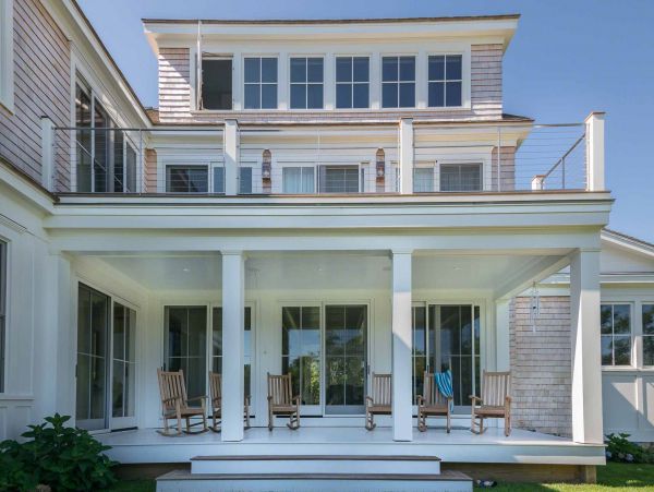 Cape Cod Home 994496