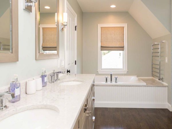 Cape Cod Home 994499