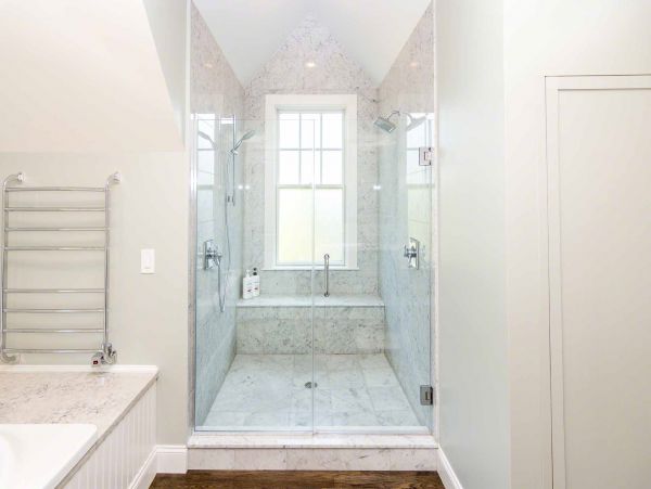 Cape Cod Home 994499