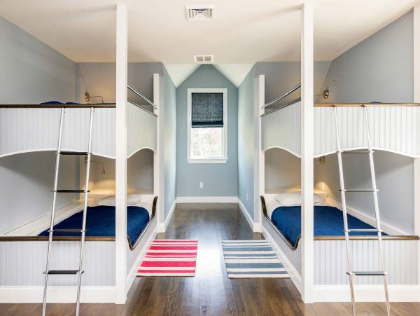 Cape Cod Home 994499