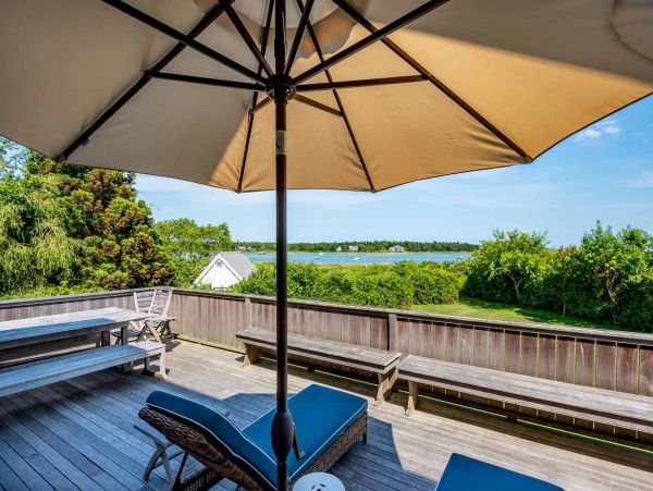 Cape Cod Home 994501