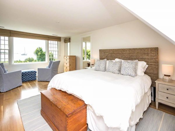 Cape Cod Home 994501