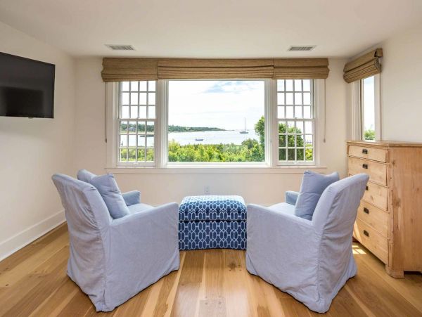 Cape Cod Home 994501