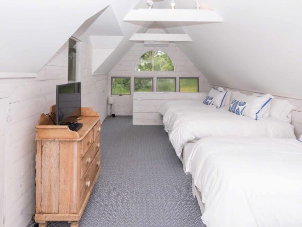Cape Cod Home 994501