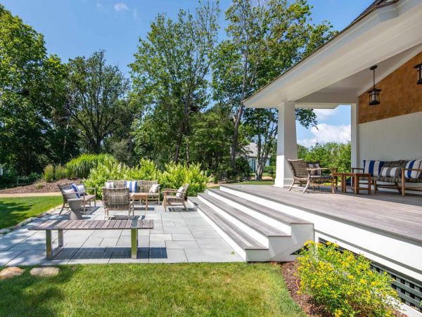 Cape Cod Home 994502