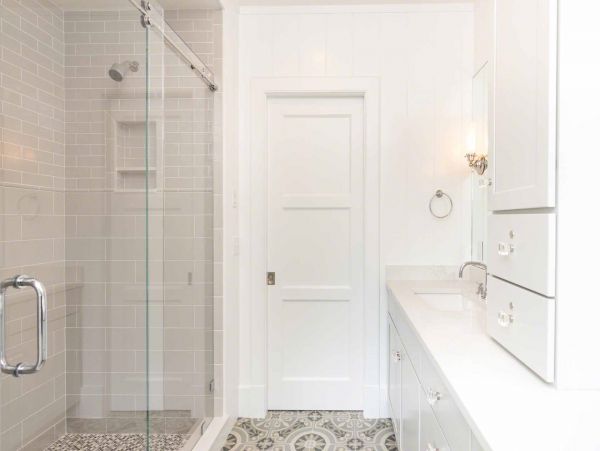 Cape Cod Home 994502