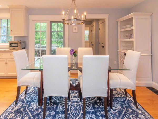 Cape Cod Home 994503