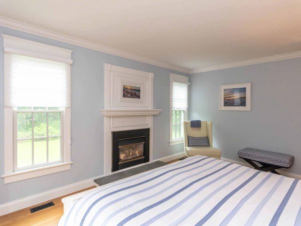Cape Cod Home 994503