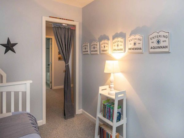 Cape Cod Home 994503