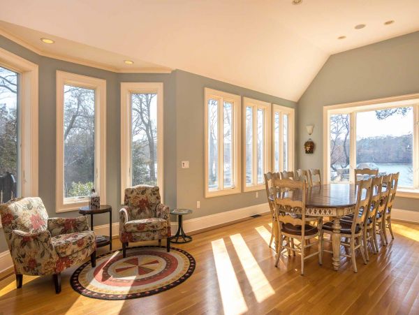 Cape Cod Home 994504