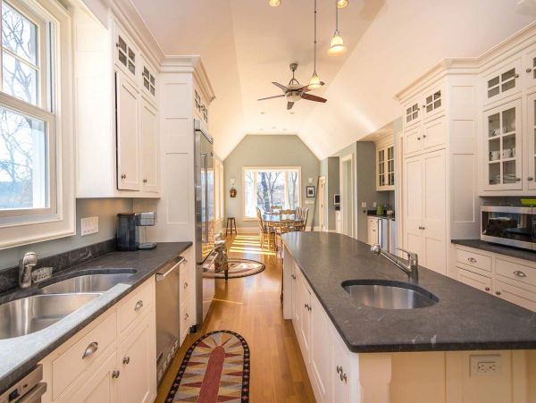 Cape Cod Home 994504