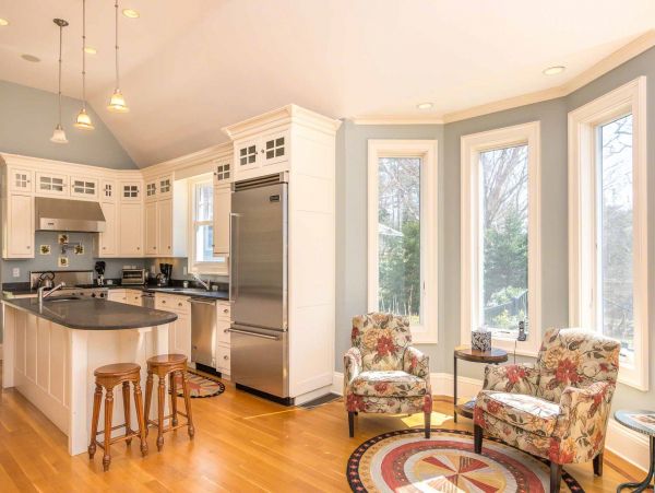 Cape Cod Home 994504