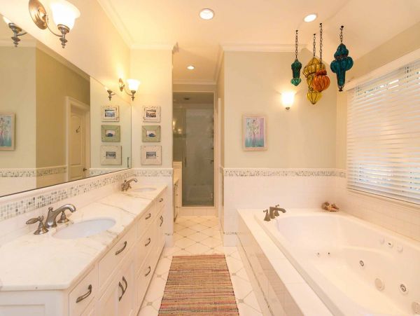 Cape Cod Home 994504