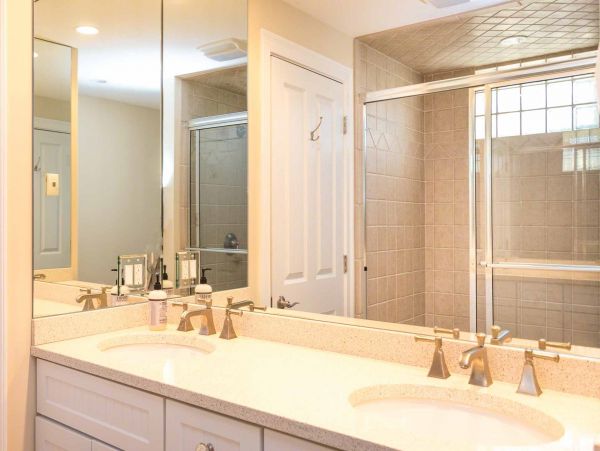 Cape Cod Home 994504