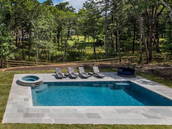 Cape Cod Home 994505
