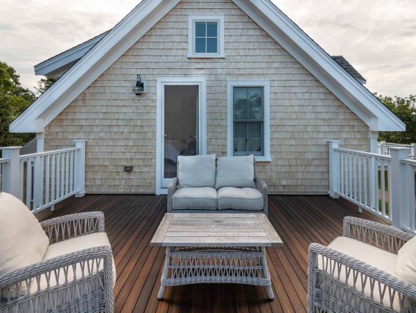 Cape Cod Home 994505