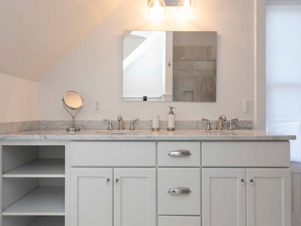 Cape Cod Home 994505