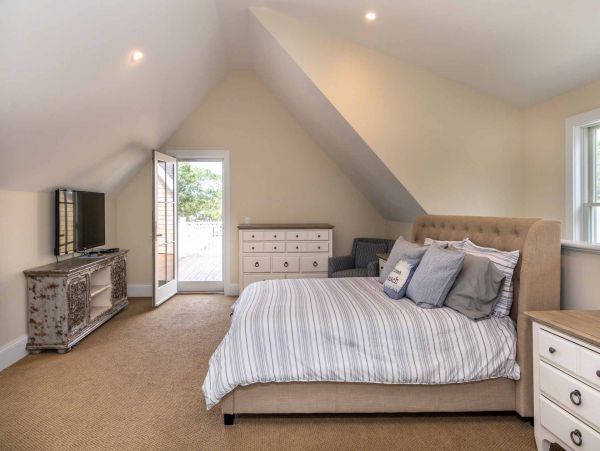 Cape Cod Home 994505