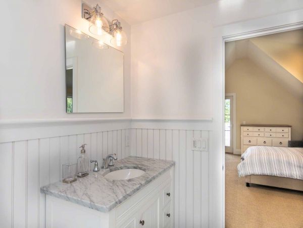 Cape Cod Home 994505