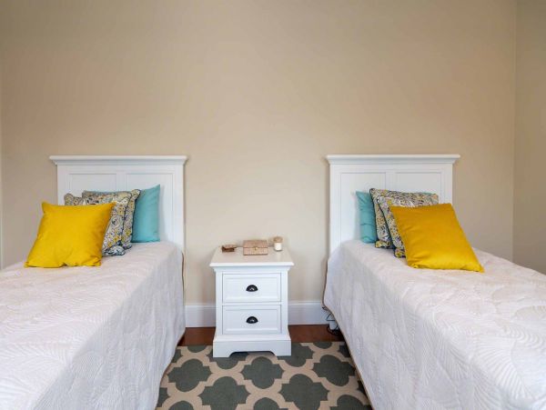 Cape Cod Home 994505