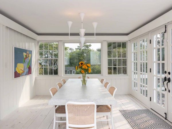 Cape Cod Home 994508