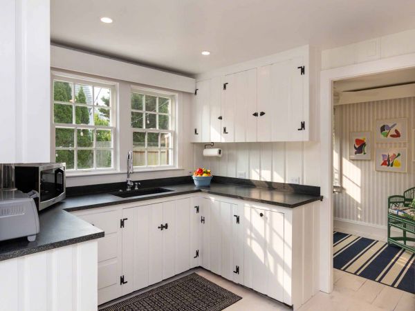 Cape Cod Home 994508