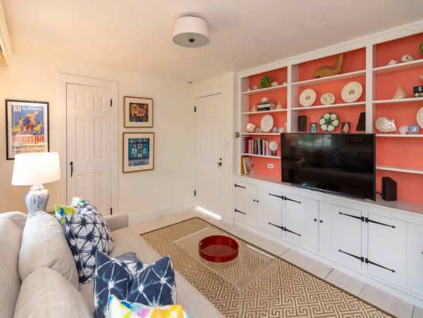 Cape Cod Home 994508