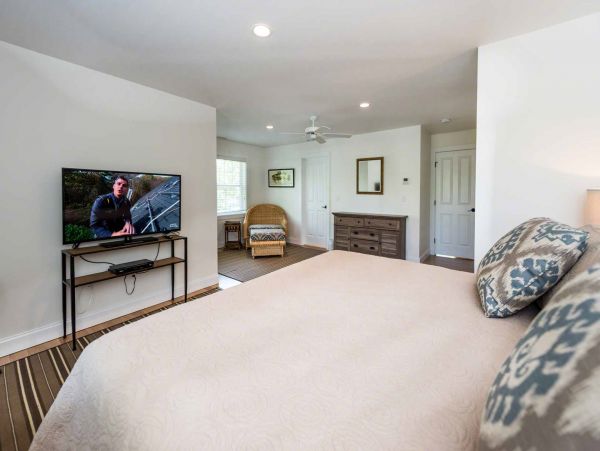 Cape Cod Home 994509