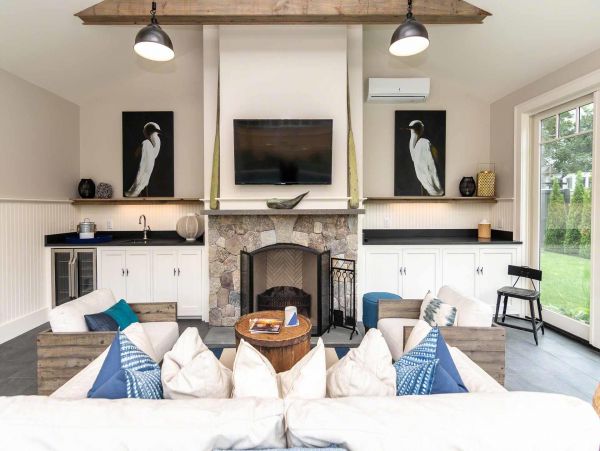 Cape Cod Home 994510