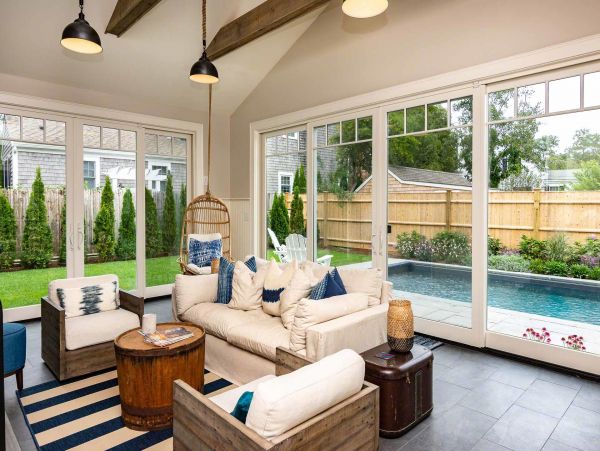 Cape Cod Home 994510