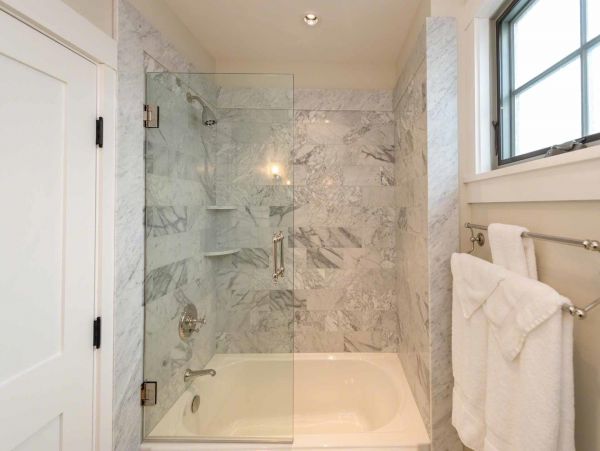 Cape Cod Home 994513