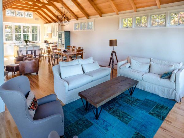 Cape Cod Home 994514