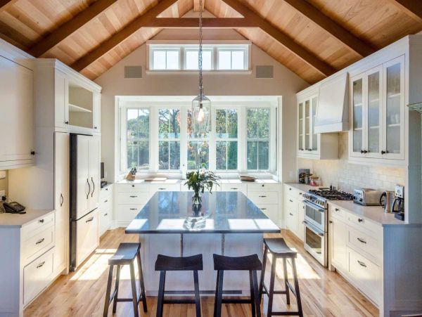 Cape Cod Home 994514