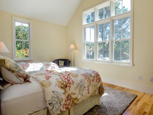 Cape Cod Home 994514