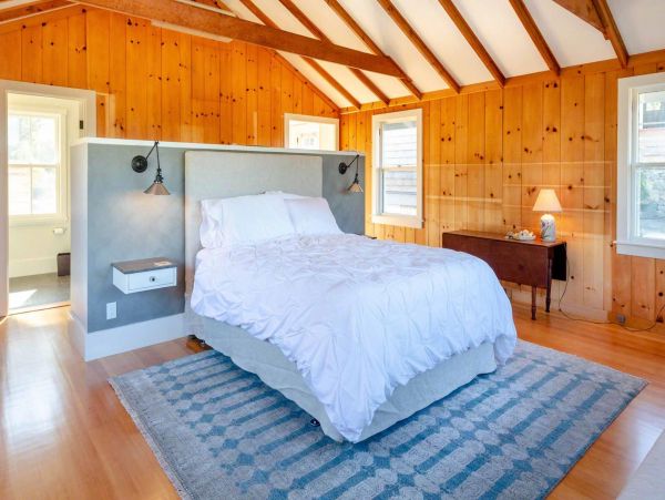 Cape Cod Home 994514