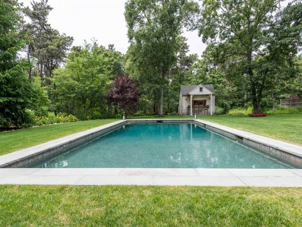 Cape Cod Home 994515