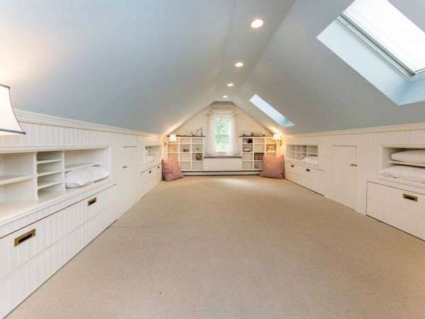 Cape Cod Home 994515
