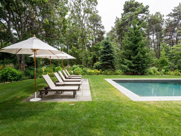 Cape Cod Home 994515