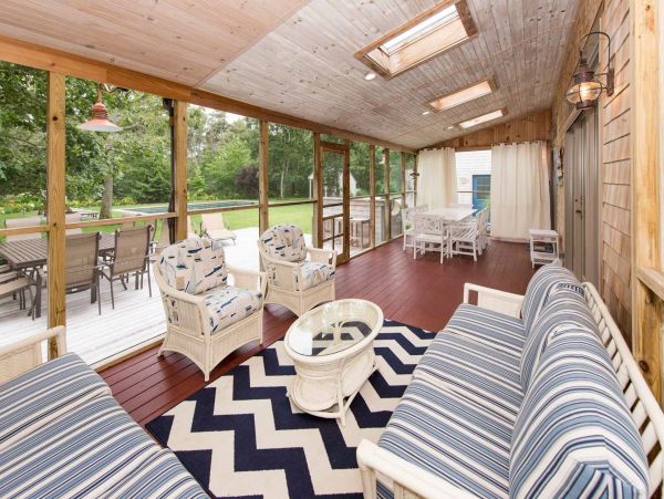 Cape Cod Home 994515