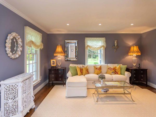 Cape Cod Home 994516