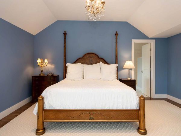 Cape Cod Home 994516