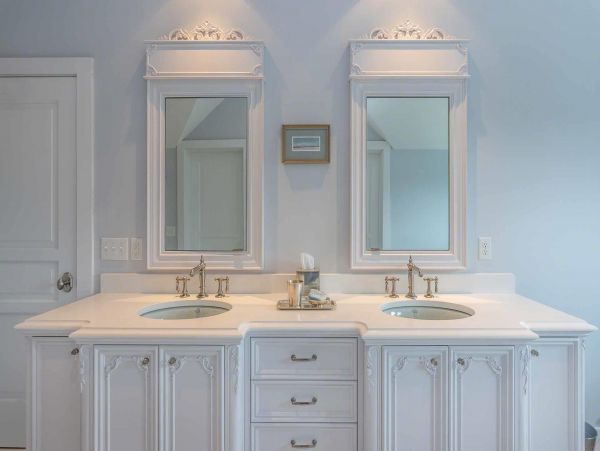 Cape Cod Home 994516