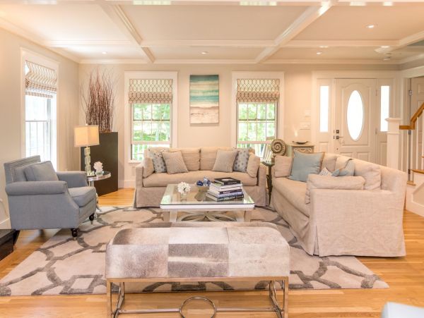 Cape Cod Home 994519