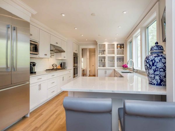 Cape Cod Home 994519