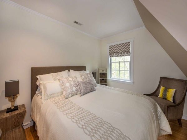 Cape Cod Home 994519