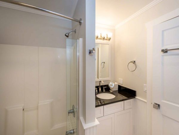 Cape Cod Home 994519