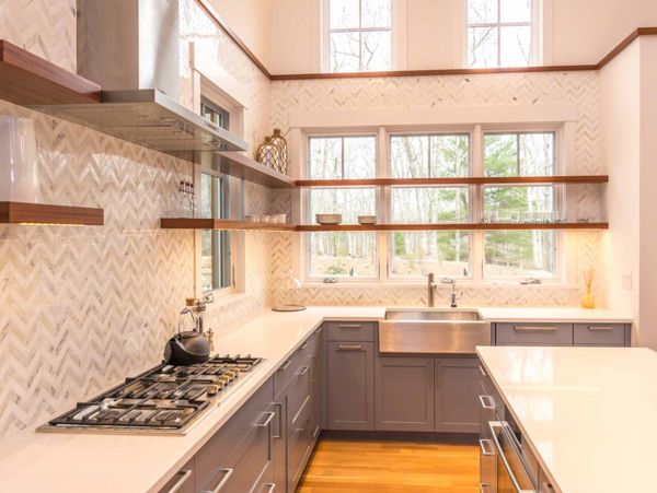 Cape Cod Home 994520