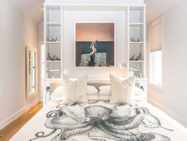 Cape Cod Home 994520