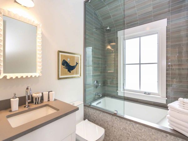 Cape Cod Home 994520