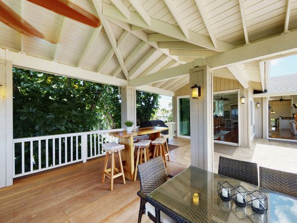 Luxury Vacation Home Close To Beach In Princeville